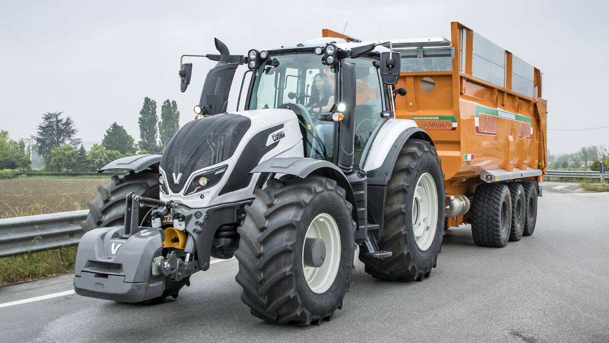 The Valtra T254 Versu won Tractor of the Year and Best Design 2018 at Agritechnica, Germany