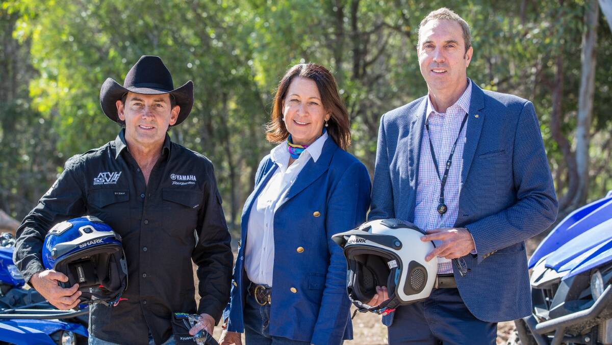 Lee Kernaghan, Fiona O’Sullivan manager agriculture strategy unit at  Workplace Health and Safety Queensland and Mark Collins from the Federal Chamber of Automotive Industries
