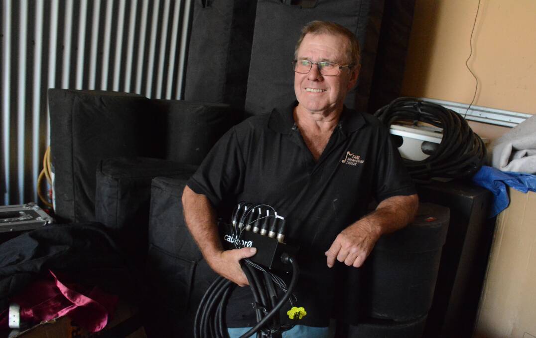 Earl Kyle leaves a shed full of sound equipment which he still has to figure out what to do with. It's no surprise that this man has a deep love for country and live music. He comes from the homeland of Slim Dusty. 