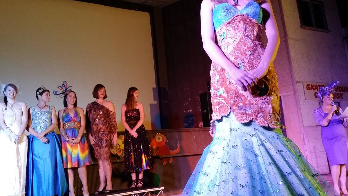 Winton’s Melissa Doyle Designs hosted a fashion parade with designs inspired by local opals, dinosaurs and the outback landscape.