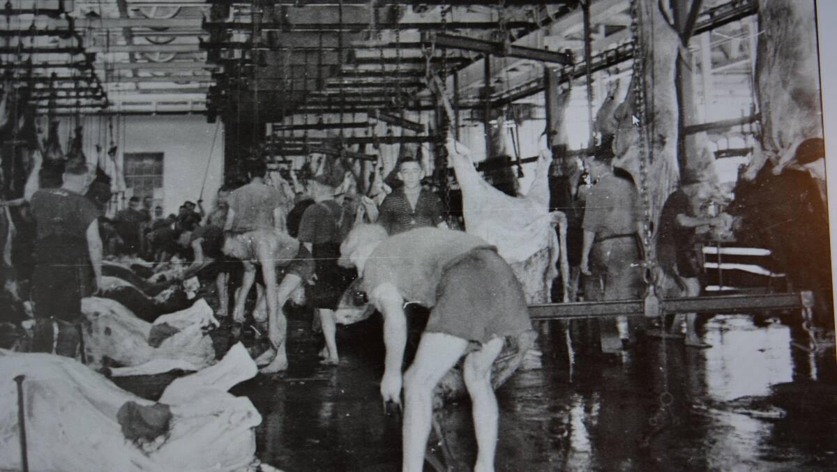 Processing at Homebush in the 1930s was a t-shirt, shorts and bare feet affair.
Photo courtesy of World on A Plate, by Stephen Martyn. 
