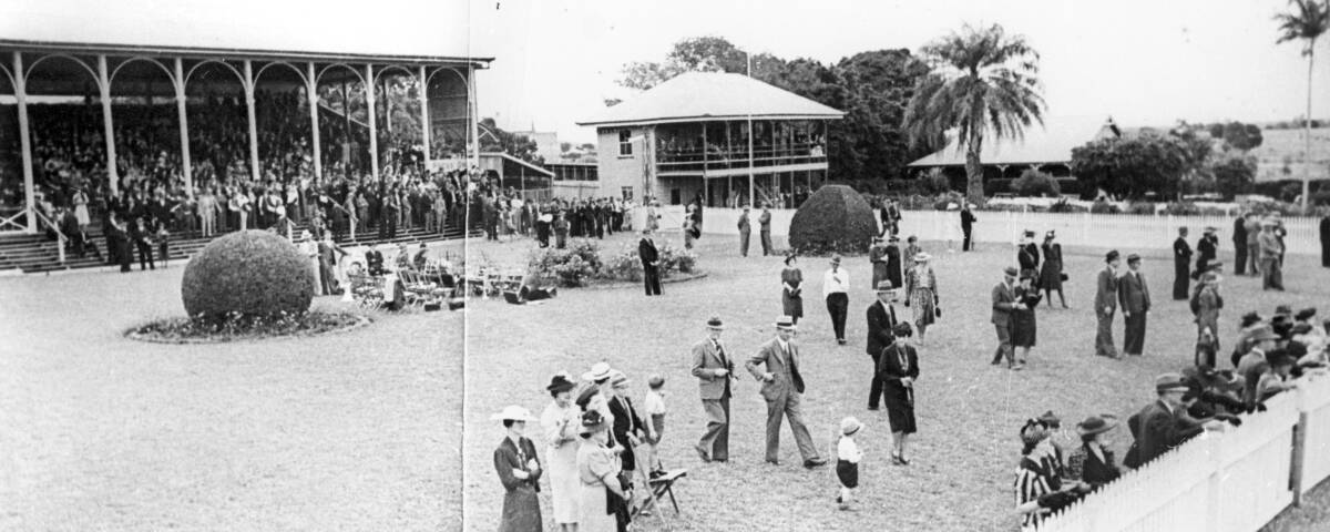 Stands full: Racing has always been a popular pastime at Charters Towers. Photo: State Library of Queensland.