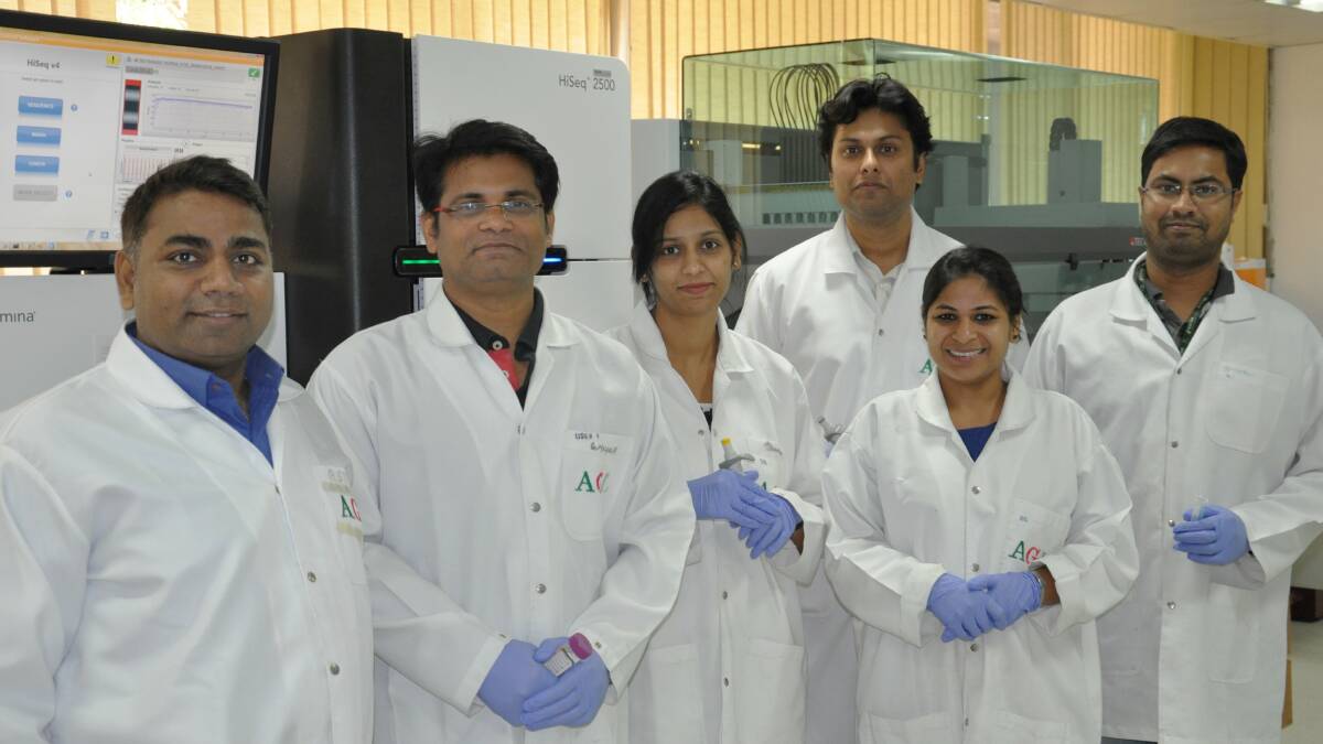 Dr Rajeev Varshney (left), co-cordinator of the sequencing project with ICRISAT researchers.