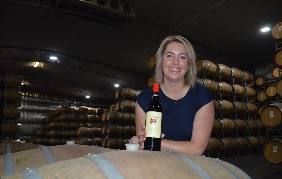 NOVEL: St Hallett winemaker Shelley Cox with The Duo Barossa Shiraz 2016, a blend created specifically for tasting at high altitude. Photo: Erica Visser. 