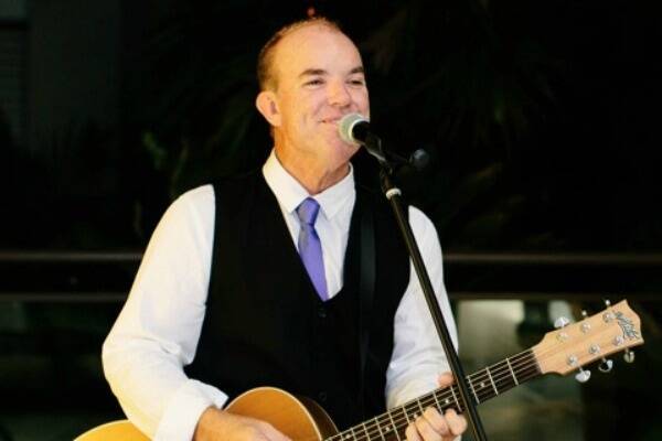 Cairns-based singer Tony George will centre stage at the Outback moon Festival with a Neil Diamond Tribute show.