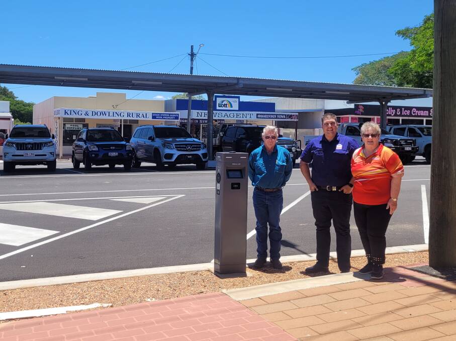Flinders shire councillor Clarrie Haydon, vice president of Hughenden Chamber of Commerce, Aaron Zammit, and Mayor Jane McNamara launch the campaign in front of local businesses in Hughenden.