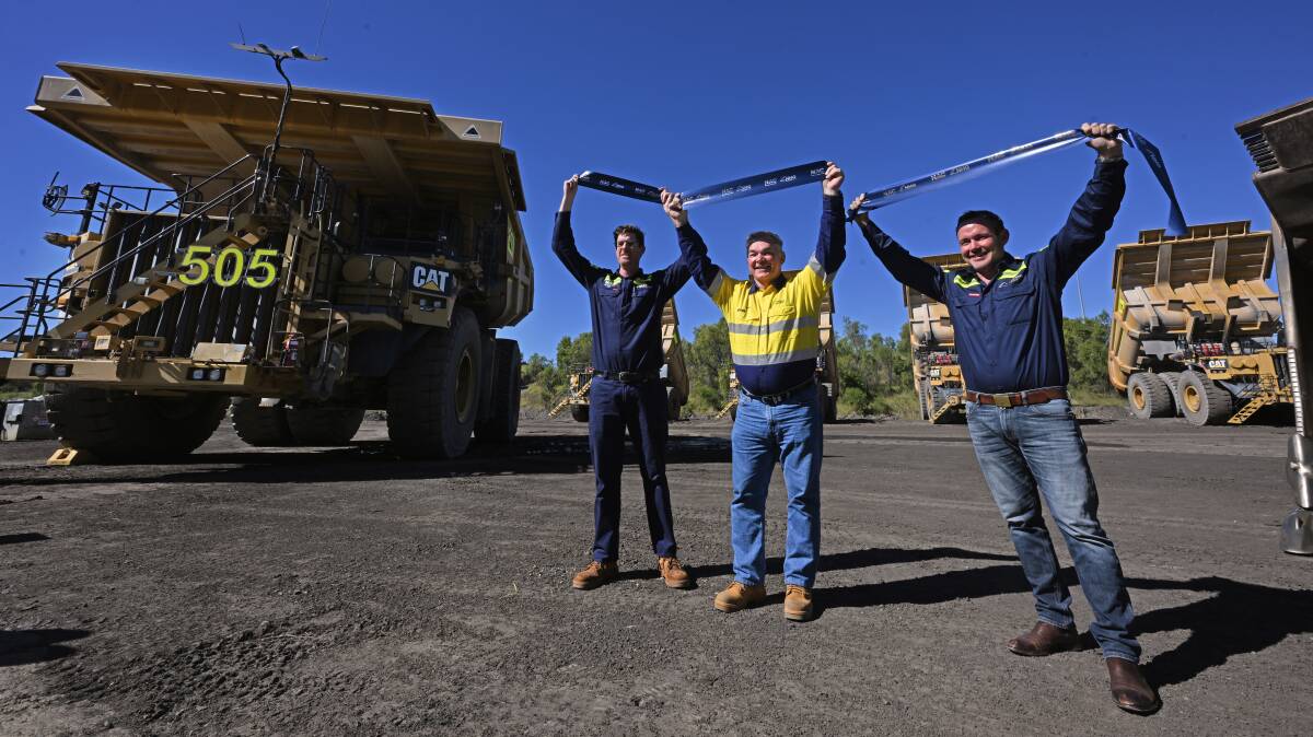 New Acland Mine general manager Dave ODwyer, Resources Minister Scott Stewart and
New Hope Group CEO Rob Bishop at the New Acland Mine ribbon cutting. Picture supplied
