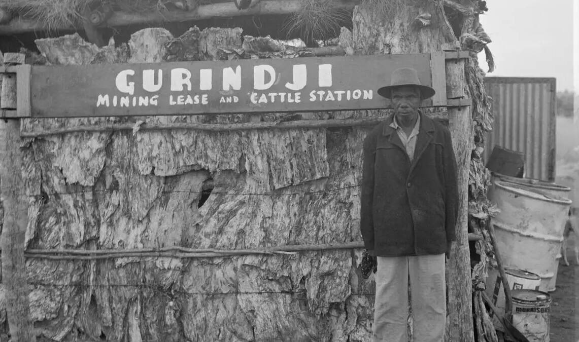 Vincent Lingiari with Gurindji Mining Lease and Cattle Station sign, 1970. Image courtesy of Dr Hannah Middleton.