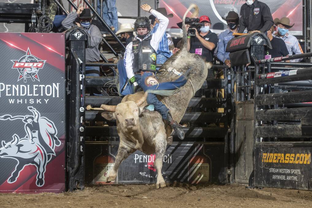 Ky Hamilton in action in a bull-riding event in the US this year. Pictures: Bullstock.