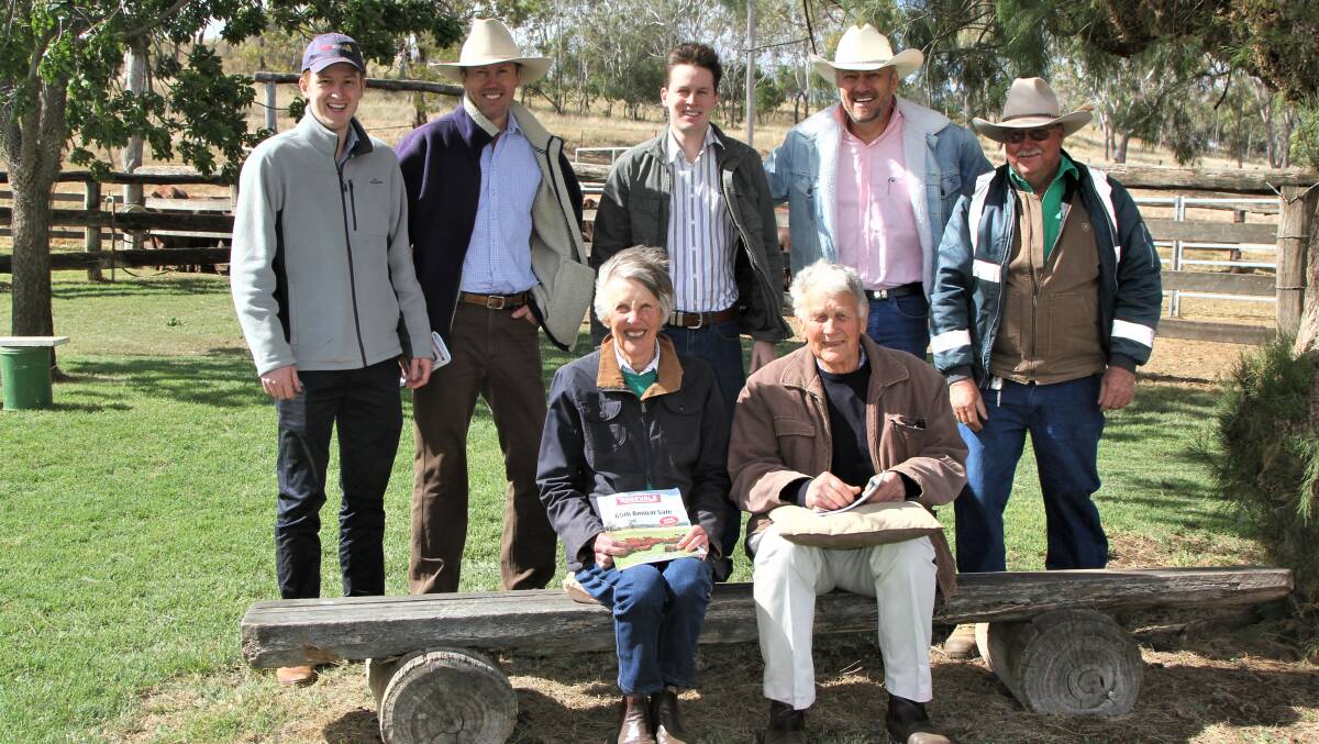 Team Kindee - Lachlan, Stuart, James and Andrew Murray, Kindee Pastoral's Muya manager Raymond Schmidt, and seated, Janie Murray and her brother Rob Hobson, Goondiwindi, after their volume buying effort at the sale.