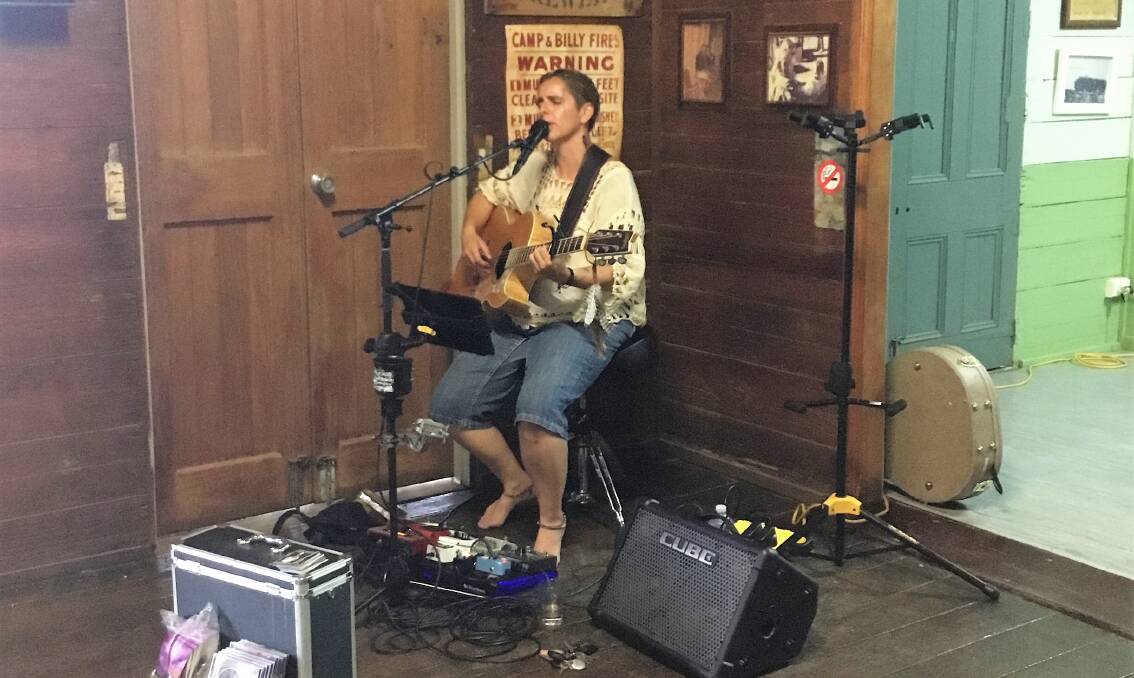 Jessey Jackson singing for her summer at the Walkabout Creek Hotel.
