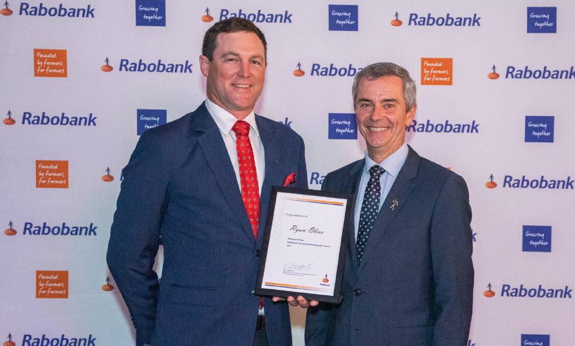  2021 Rabobank Young Beef Ambassador Ryan Olive with Rabobank former CEO Peter Knoblanche.