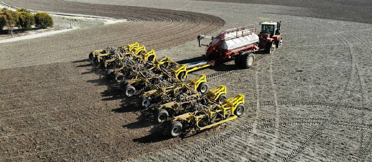 LOCAL MANUFACTURING: A WA-based manufacturer has developed a new 24.38-metre seeding bar for large-scale croppers. 