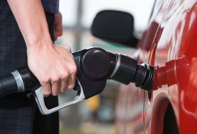Lynham writes to ACCC over north west Queensland fuel prices