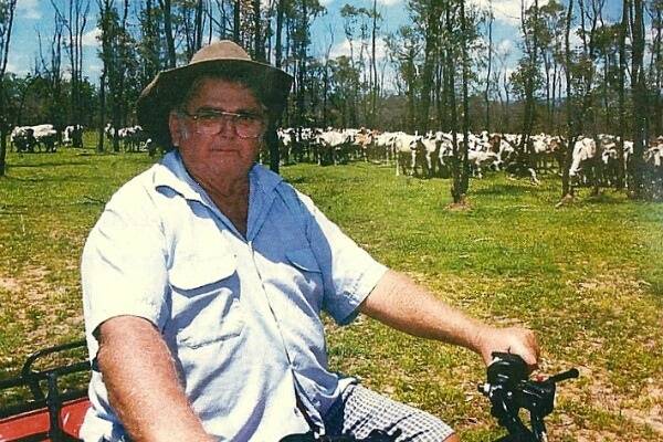 Alec was an exceptional judge and breeder of Brahman cattle and over the years won many prizes at shows between Rockhampton, Emerald and Townsville.  