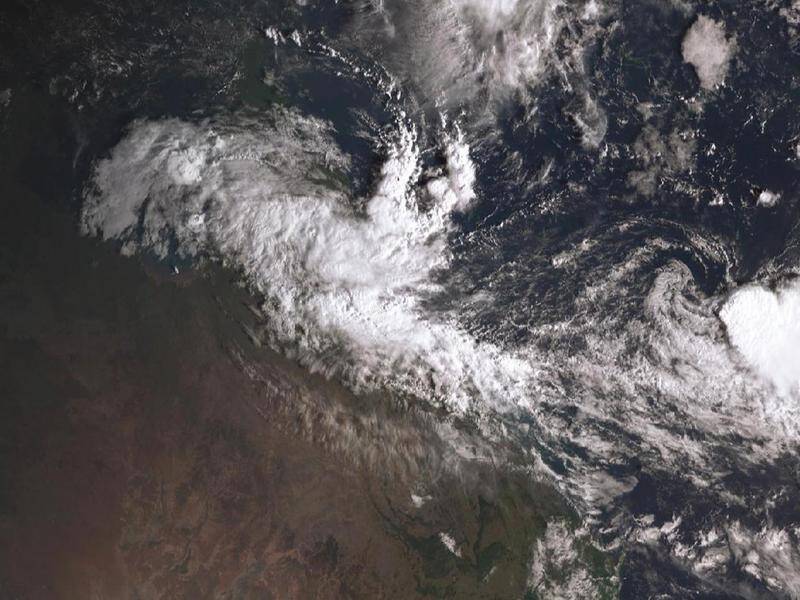 Weather forecasters are confident that Cyclone Owen will do a U-turn and head back to Queensland.