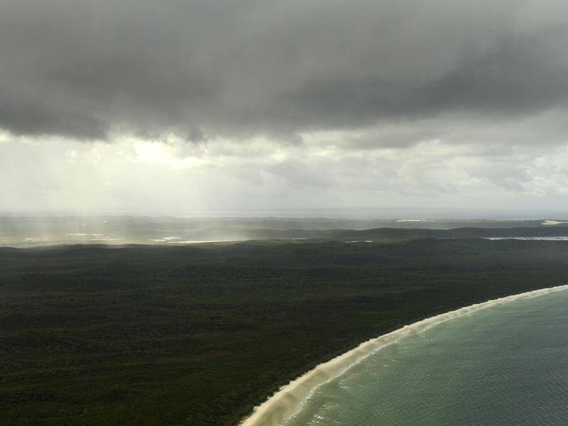 North Queensland is on alert for flash flooding with monsoonal downpours to drench some areas. (Dan Peled/AAP PHOTOS)