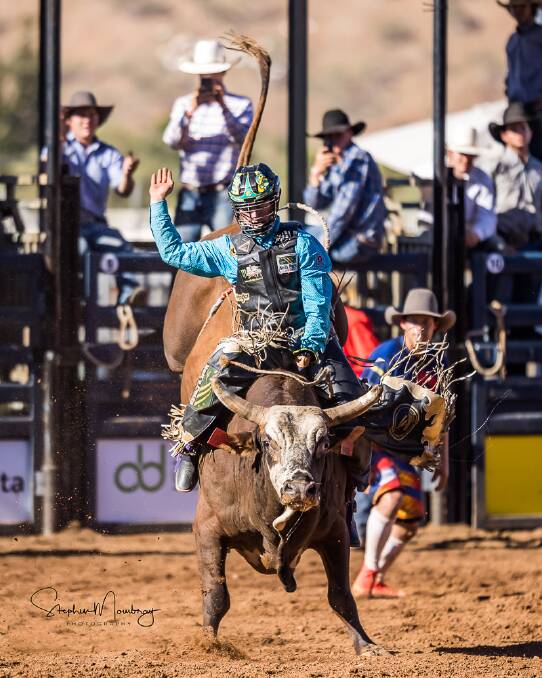 Troy Wilkinson riding in Sunday's short go for 83.50pts on board the bull, Forever Amen. Photo: Stephen Mowbray Photography