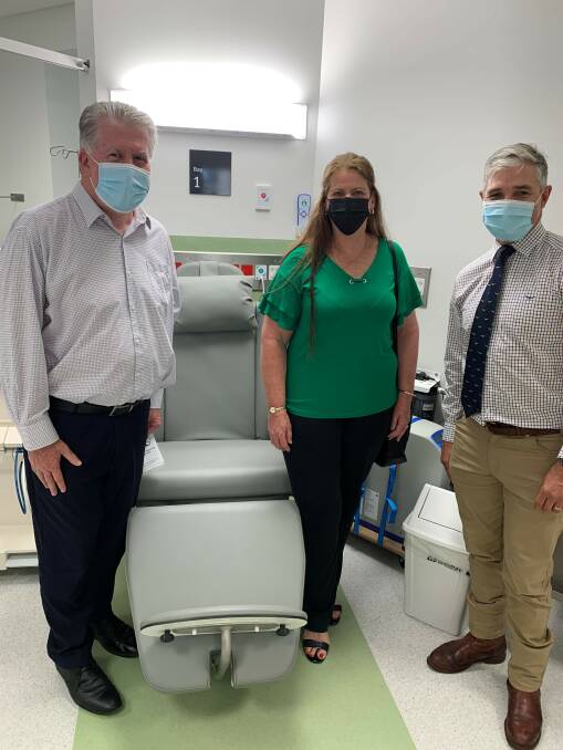 Tony and Tracey Murphy with Robbie Katter at the Charters Towers Dialysis Clinic opening. Picture: Traeger Electorate Office